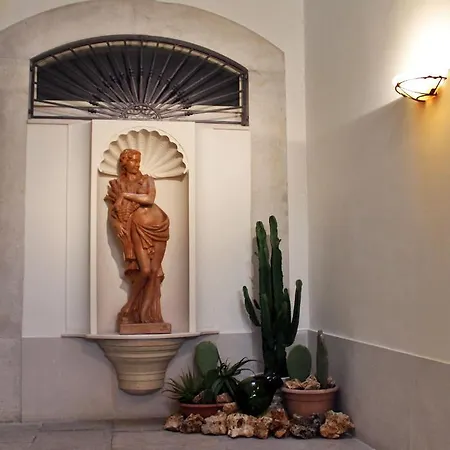 Dimora De Brado Alojamento de Acomodação e Pequeno-almoço Trani