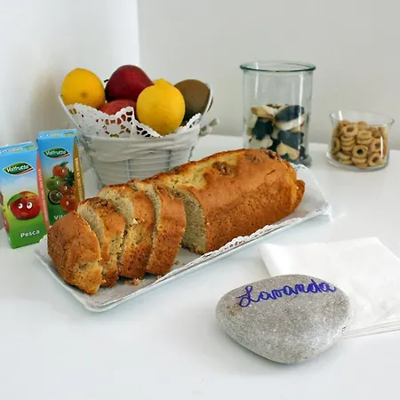 Alojamento de Acomodação e Pequeno-almoço Dimora De Brado