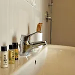 Alojamento de Acomodação e Pequeno-almoço Dimora De Brado