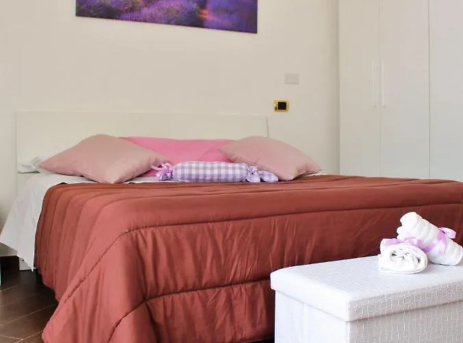 לינה וארוחת בוקר Dimora De Brado 2*